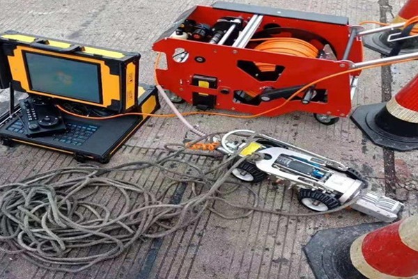 尉犁CCTV管道检测机器人